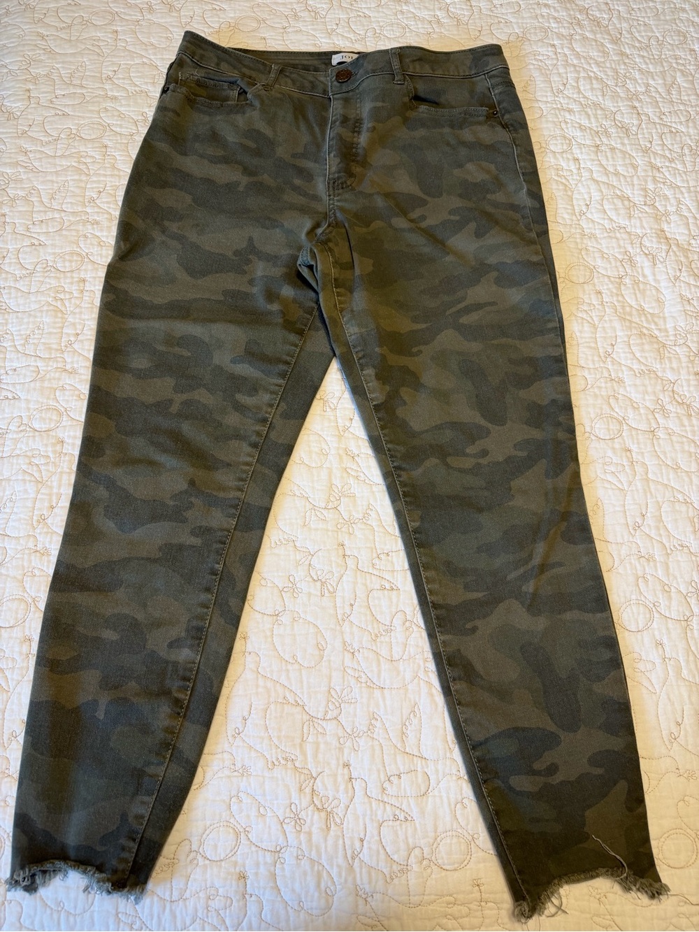 Jolt Olive Camo Skinny Jeans